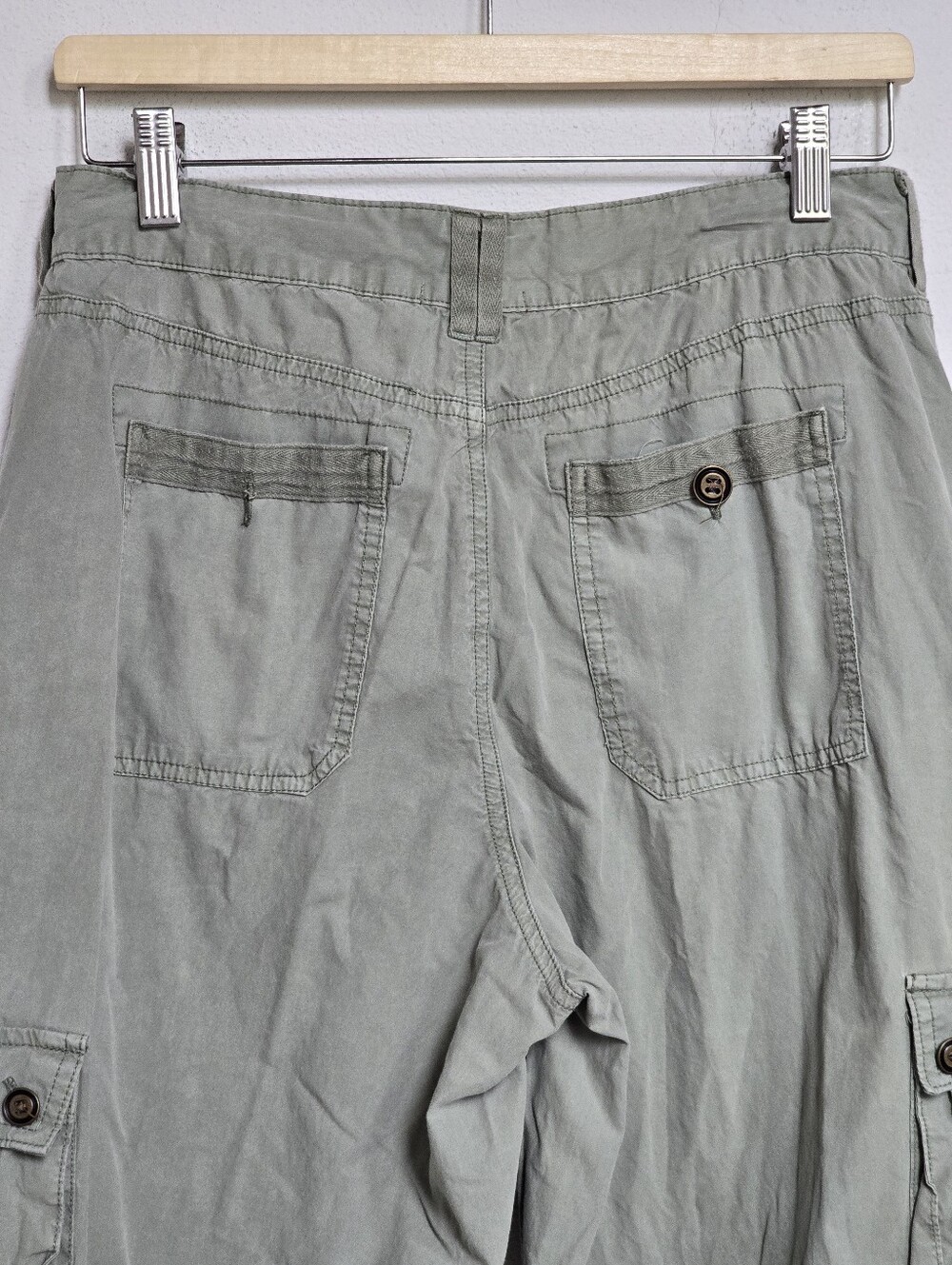 Pilcro Anthropologie Sage Green Cargo Utility Pants Women's Size 28 - Picture 13 of 17